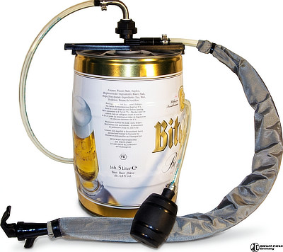5 litre beer party keg with manual pump and mobile dispensing tap
