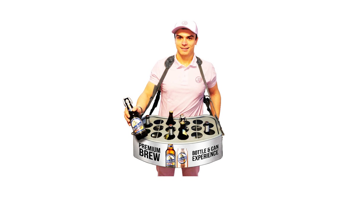 Wearable vending tray for serving drinks and products at events and promotions
