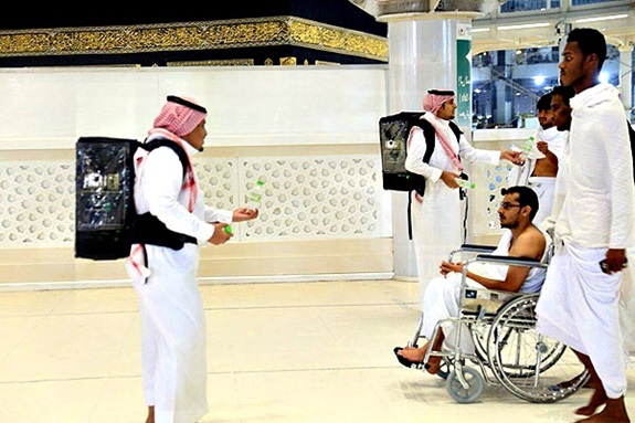 Water dispensing backpack Pilgrim Saudi-arabia